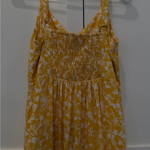 Yellow Floral Maxi Dress - Picture 3 of 4